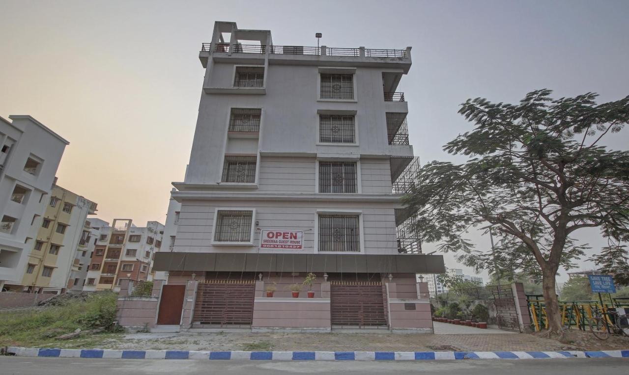 Treebo Sreemaa Newtown Panchuria Exterior foto