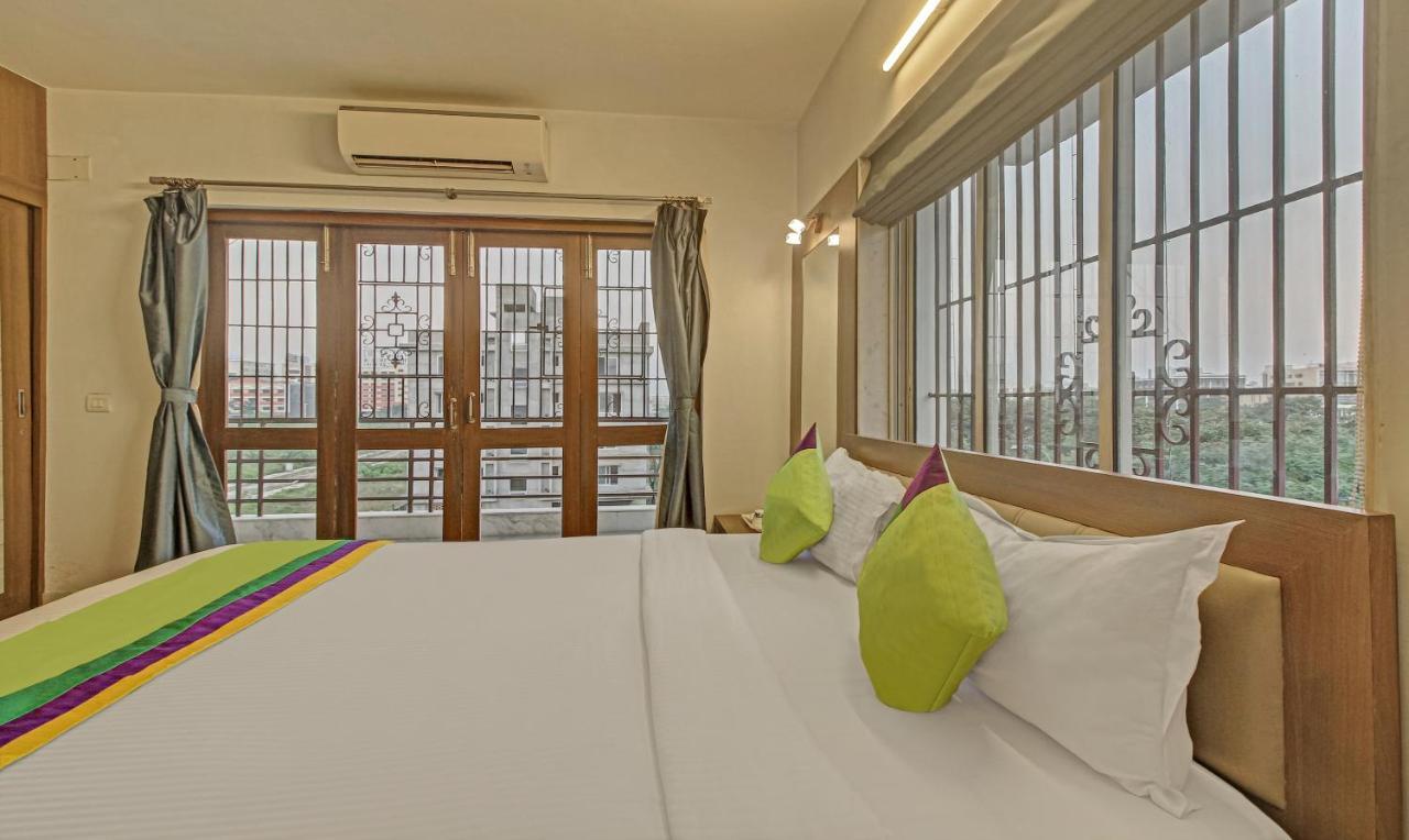 Treebo Sreemaa Newtown Panchuria Exterior foto