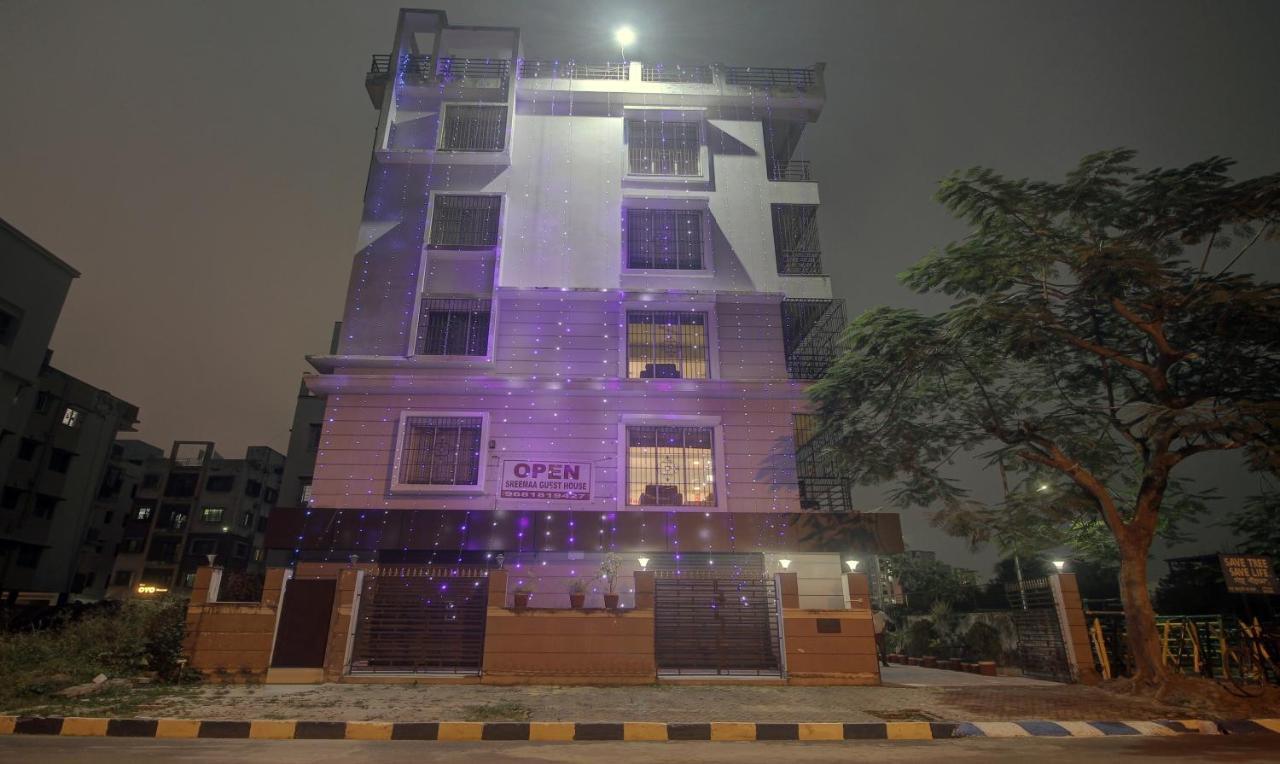 Treebo Sreemaa Newtown Panchuria Exterior foto