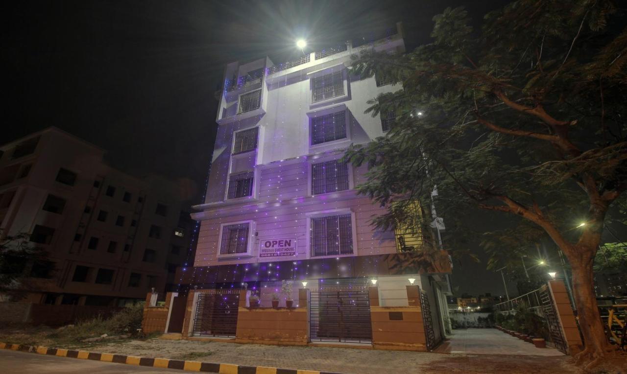 Treebo Sreemaa Newtown Panchuria Exterior foto