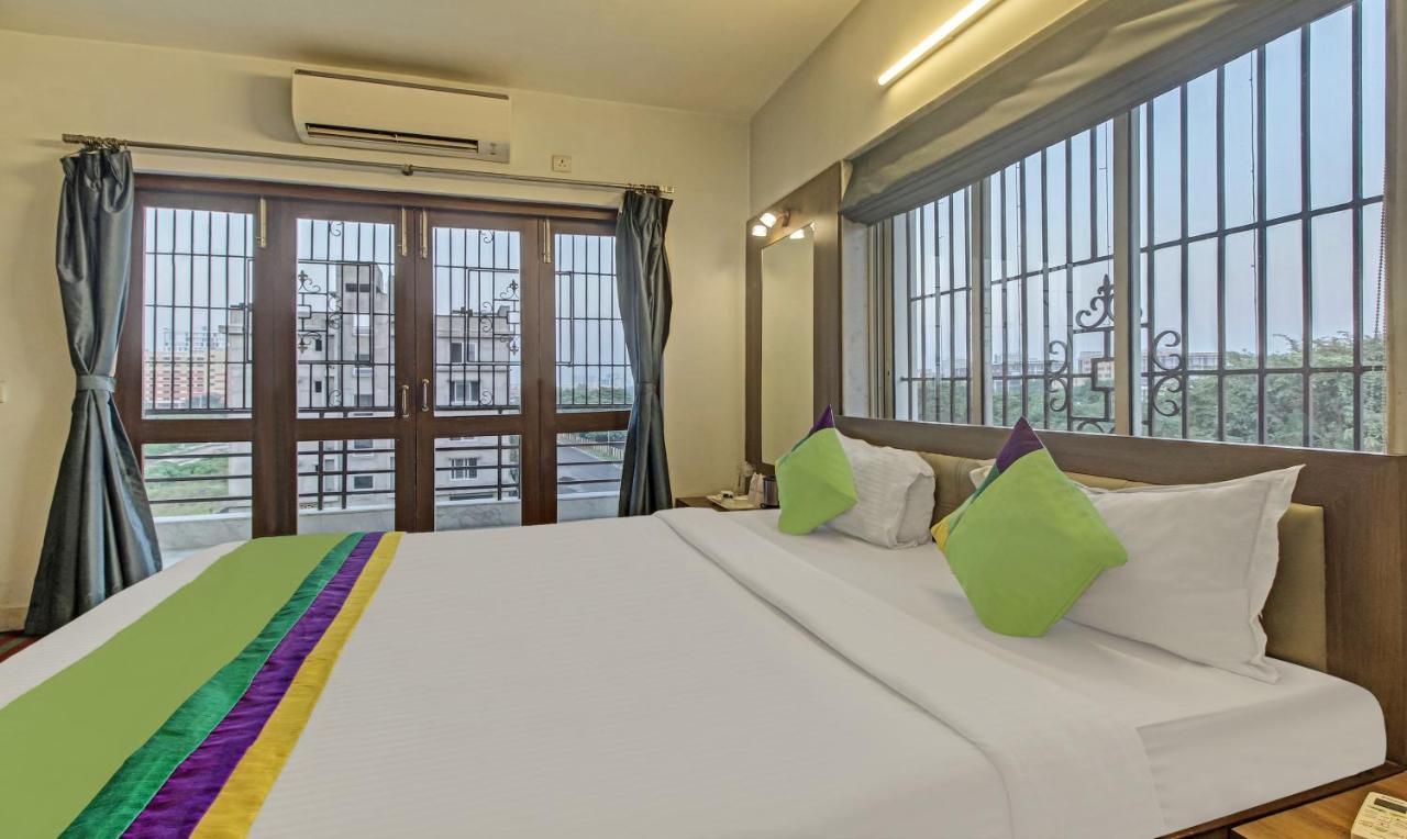 Treebo Sreemaa Newtown Panchuria Exterior foto