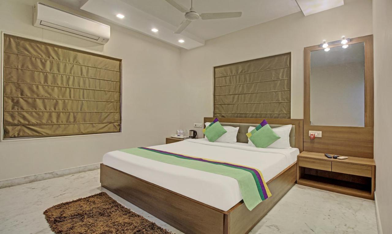 Treebo Sreemaa Newtown Panchuria Exterior foto