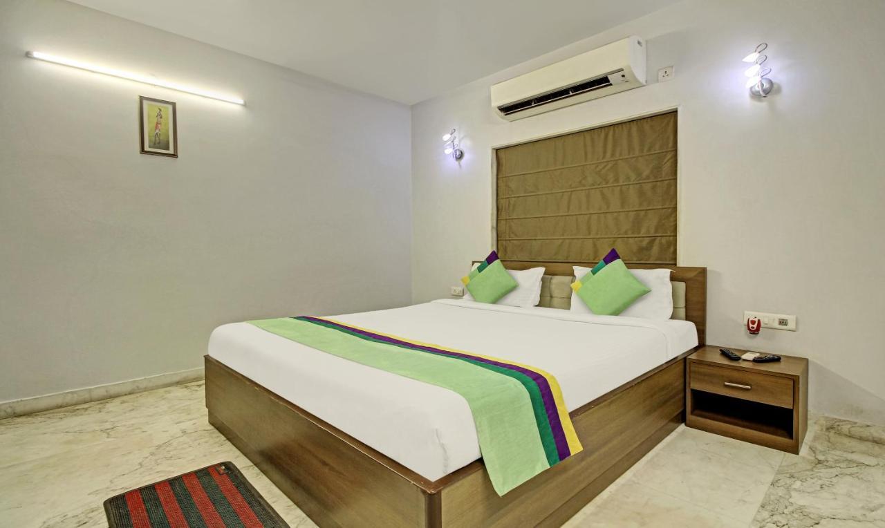 Treebo Sreemaa Newtown Panchuria Exterior foto