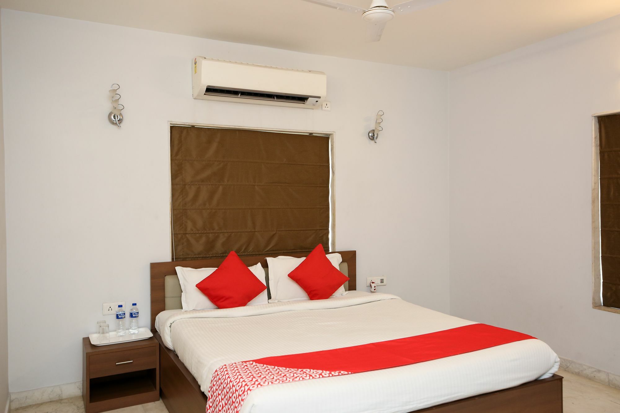 Treebo Sreemaa Newtown Panchuria Exterior foto